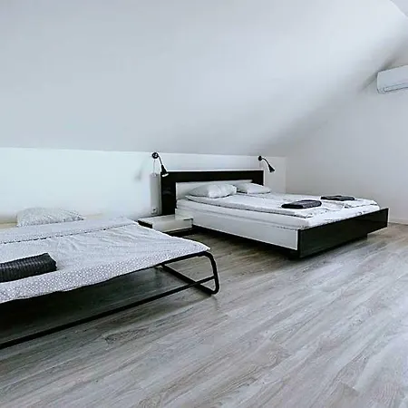 Lägenhetshotell Steg 12 *
